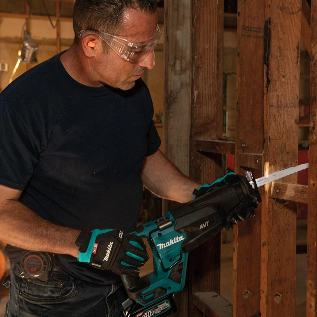 Makita 40V max XGT Brushless Cordless AVT Orbital Reciprocating Saw (4.0Ah) Kit GRJ02M1 5 Makita 40V max XGT Brushless Cordless AVT Orbital Reciprocating Saw (4.0Ah) Kit GRJ02M1 - Image 3