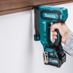 Makita 40V max XGT Brushless Cordless Pin Nailer Kit, 23 Ga. (2.5Ah) GTP01D1 -Makita Tools Online Shop gtp01d1 4
