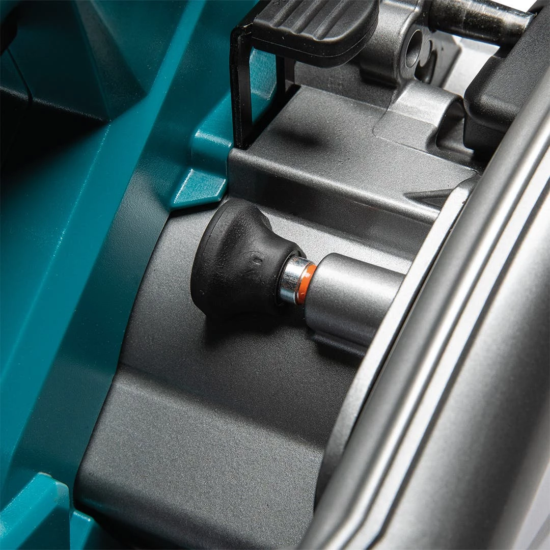 Makita 40V Max XGT Brushless Cordless 6-1/2" Plunge Circular Saw Kit, AWS Capable (with 4.0Ah battery) GPS01M1J 14 Makita 40V Max XGT Brushless Cordless 6-1/2" Plunge Circular Saw Kit, AWS Capable (with 4.0Ah battery) GPS01M1J - Image 13